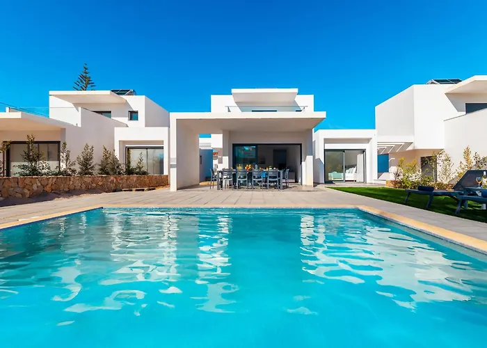 Stylish Villa, Private Pool